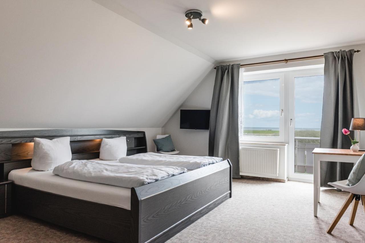 Straendhus Bed&Breakfast Hasselberg  Bagian luar foto