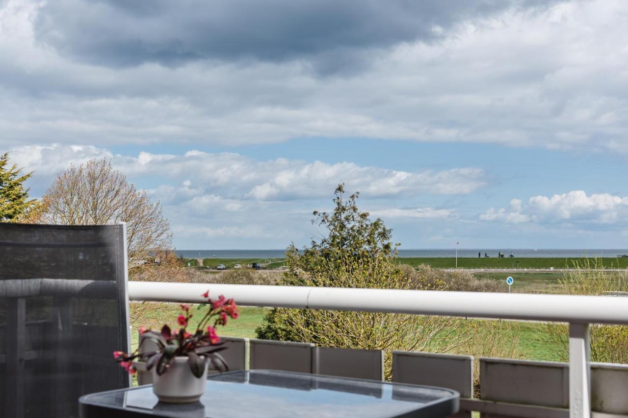 Straendhus Bed&Breakfast Hasselberg  Bagian luar foto
